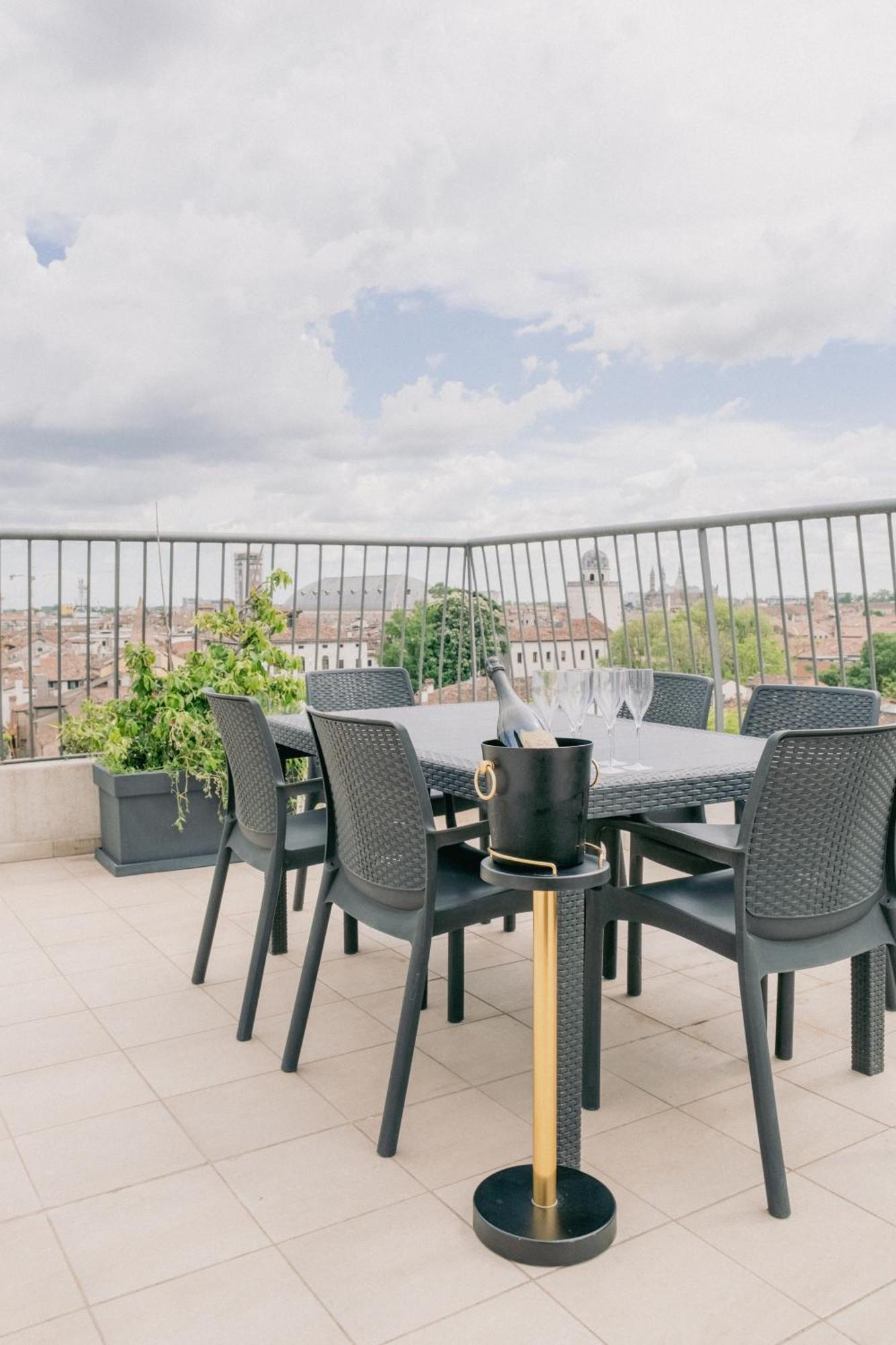 פאדובה M14 Skyview City Center מראה חיצוני תמונה